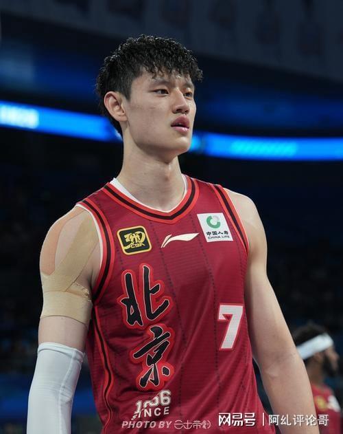 乐动体育今夜北京首钢备战CBA季后赛，防线松动细节曝光，管理层满意，控场能力受关注的简单介绍